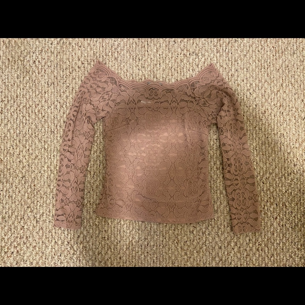 NWT Charlotte Russe Long Sleeve Lace Top